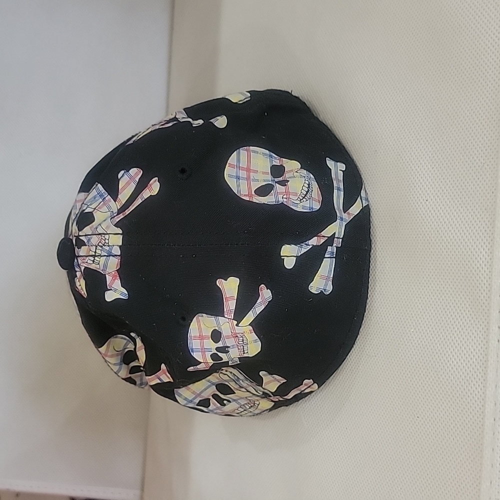 NEW - FINL 365 FINISH LINE ATHLETIC- SKULL & CROSSBONES HIP HOP GANGSTER CAP HAT - Picture 3 of 5